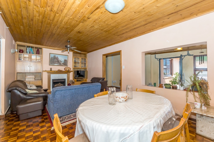 To Let 3 Bedroom Property for Rent in Rondebosch East Western Cape